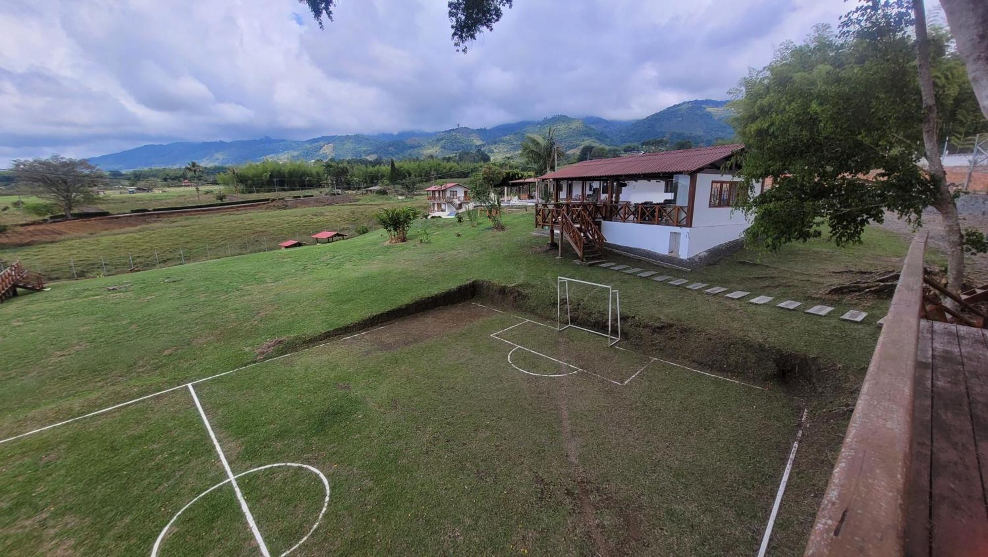 Casa Finca San Sebastian, Lago Calima Villa Luaran gambar